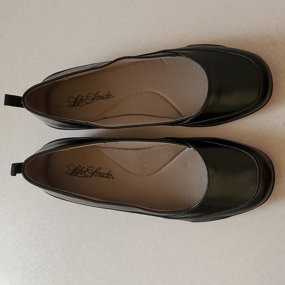 LifeStride Black Soon Flats, 8.5M